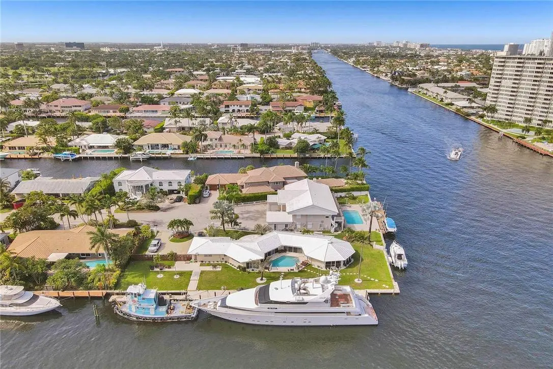 Photo 10 at 2900 NE 35th Street, Fort Lauderdale