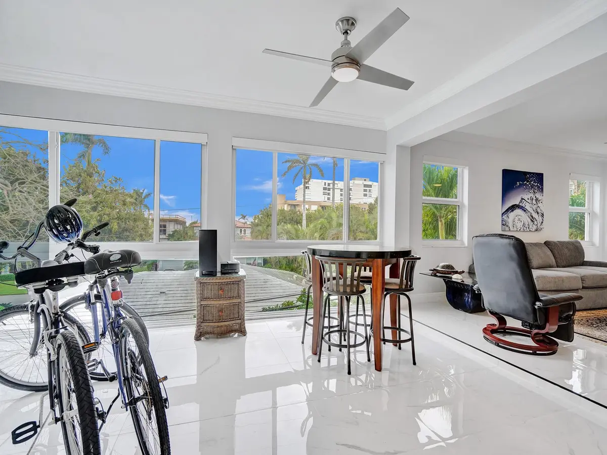 Photo 8 at 1439 S OCEAN Boulevard 304, Lauderdale-By-The-Sea