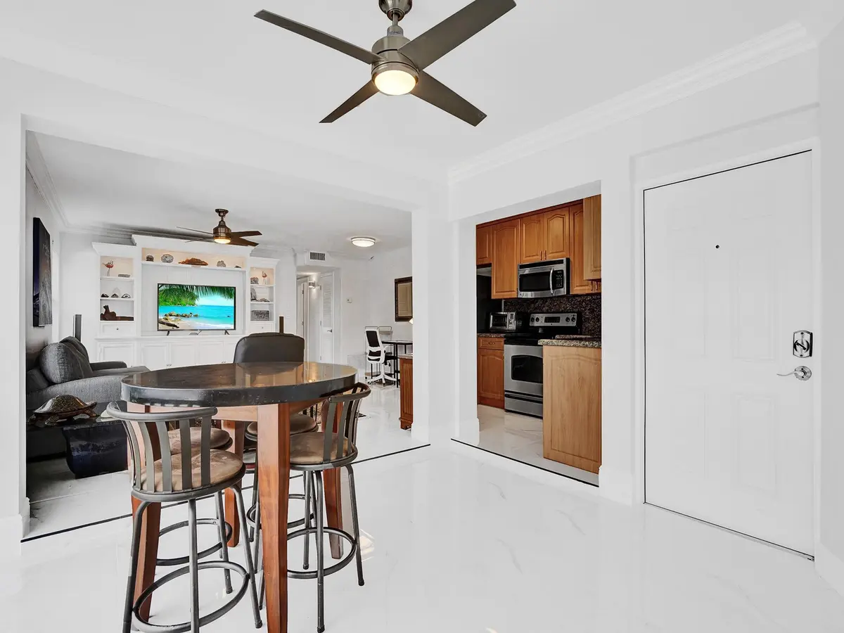 Photo 9 at 1439 S OCEAN Boulevard 304, Lauderdale-By-The-Sea
