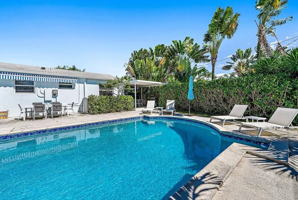ef6c4b50-c2cf-4963-b2e0-995905e89a21 at 322 Maddock Street, West Palm Beach