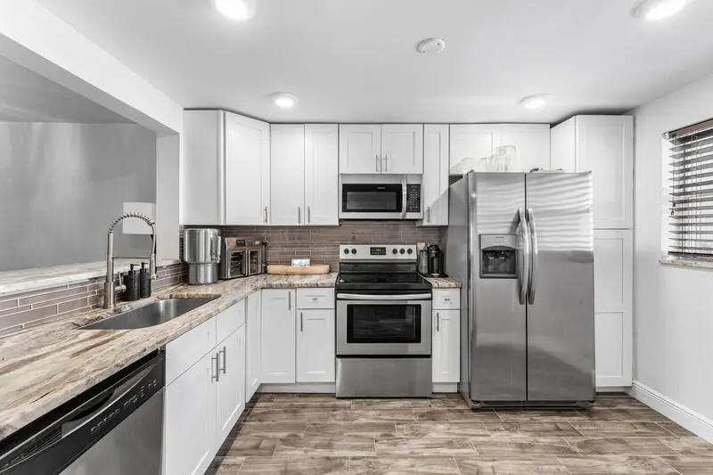 Kitchen at 2960 SW 22nd Avenue 8030, Delray Beach