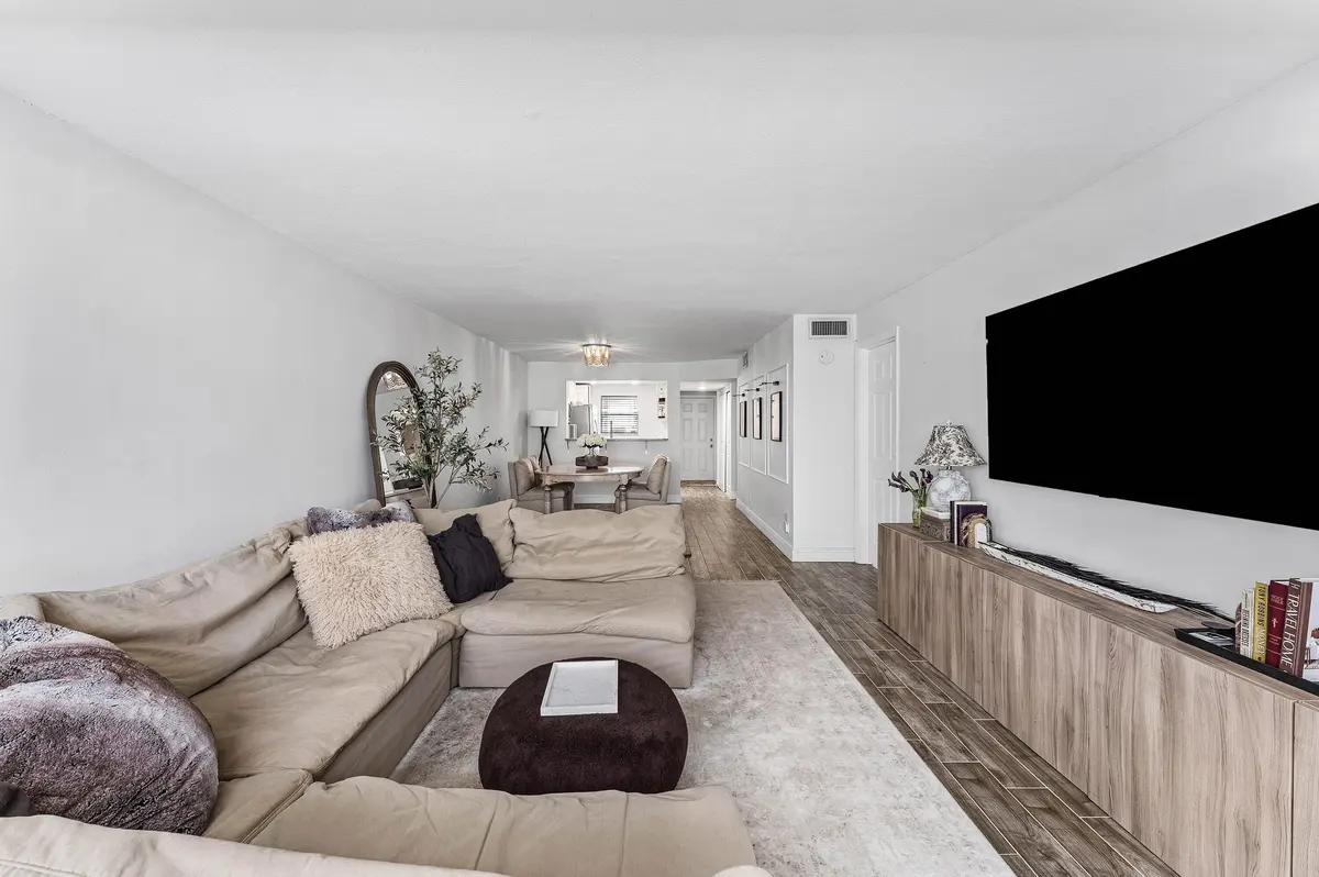 Living Room at 2960 SW 22nd Avenue 8030, Delray Beach