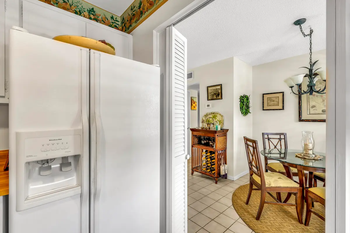 139 8 at 139 SUNRISE Avenue 2080, Palm Beach