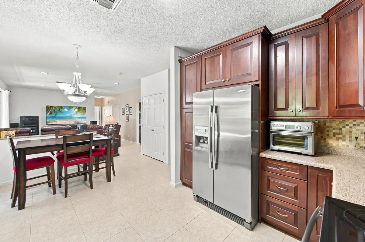 Kitchen at 1985 Landing Way, Weston