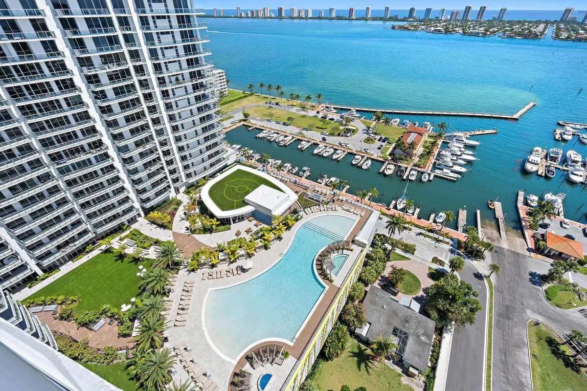 220 Lake Shore Dr unit 2212-32 at 220 Lake Shore Drive 2212, Lake Park