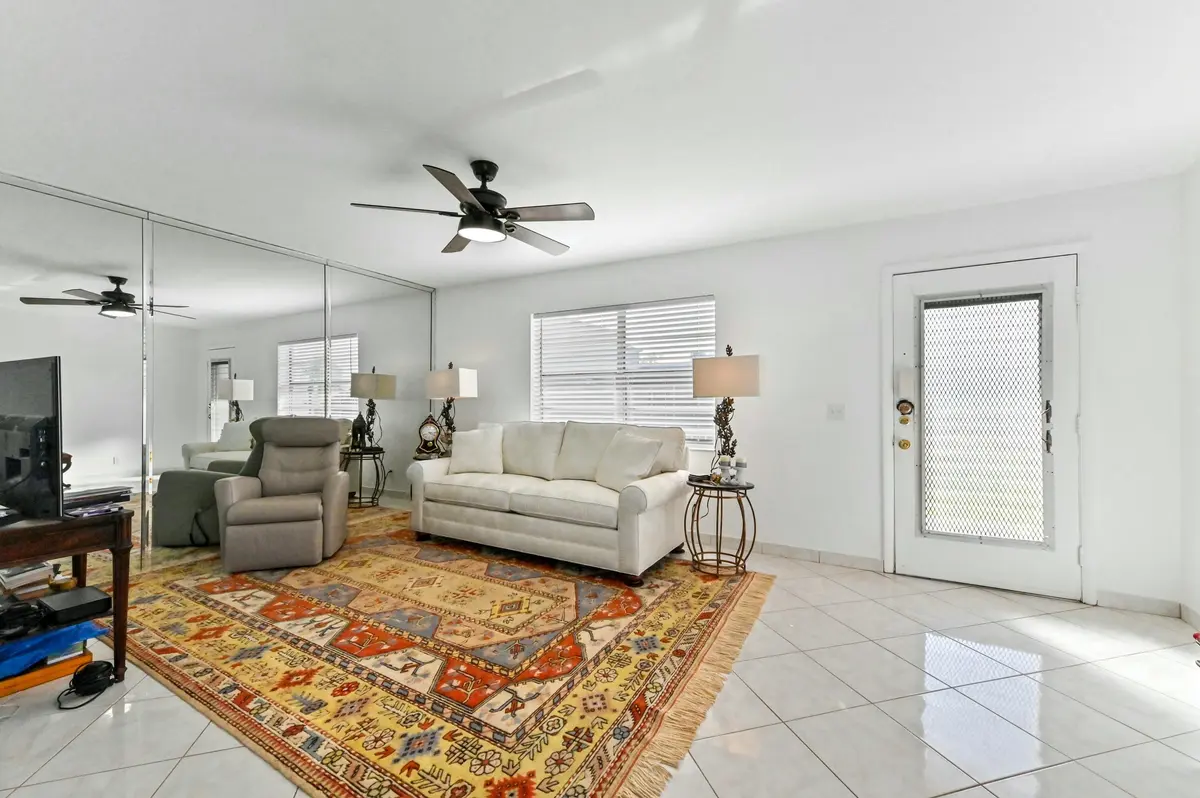 tempImageWPziGK at 528 Burgundy K Avenue, Delray Beach
