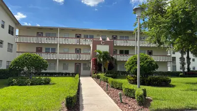 114 Preston C, Boca Raton – Condominium for rent