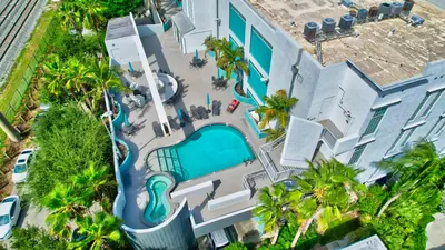 185 NE 4TH Avenue 301, Delray Beach – Condominium for rent