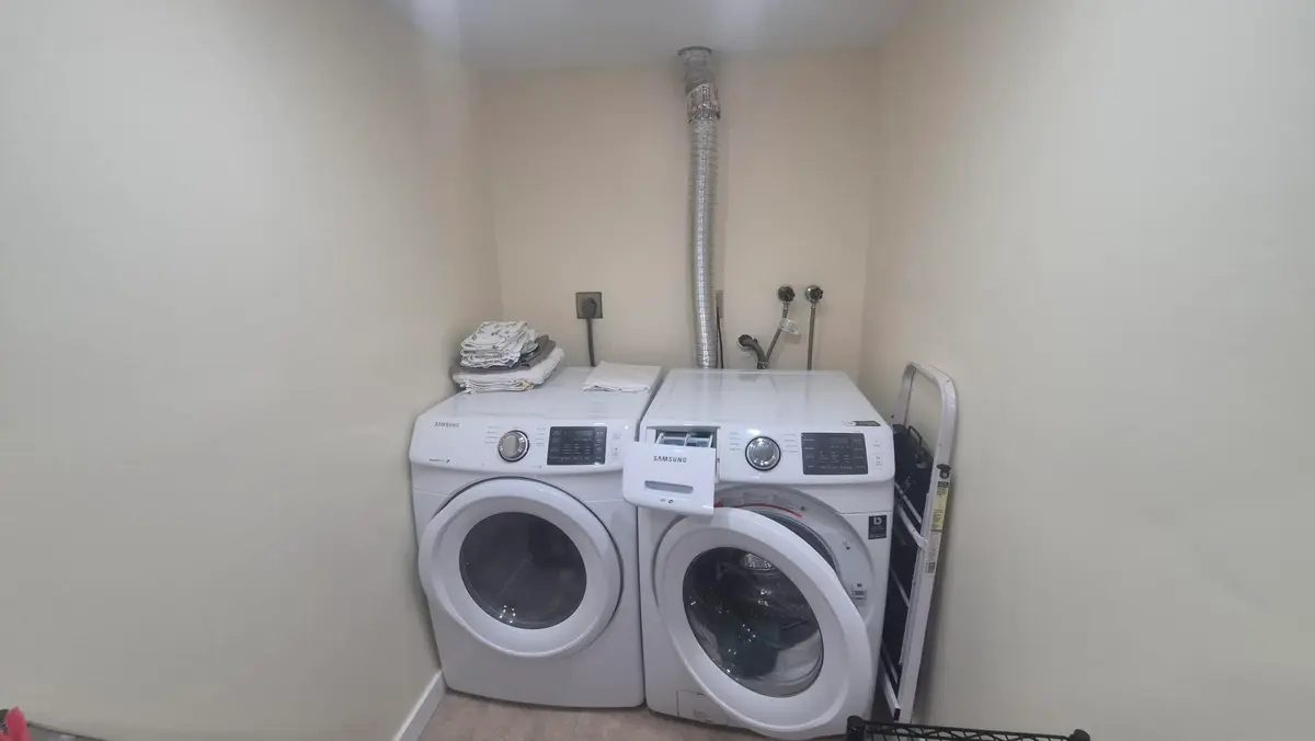 laundry room at 755 DOTTEREL Road 1306, Delray Beach