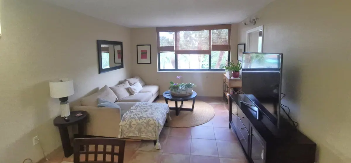 living area at 755 DOTTEREL Road 1306, Delray Beach