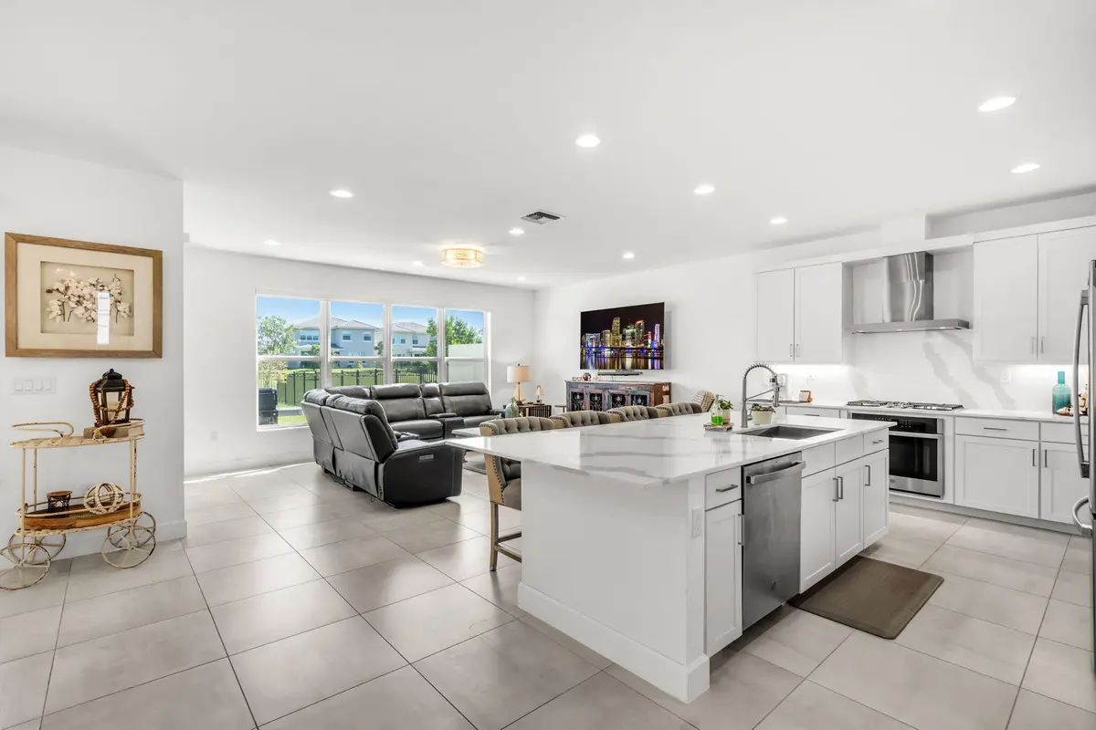 5-web-or-mls-19557Broad-5 at 19557 Broad Shore Walk, Loxahatchee