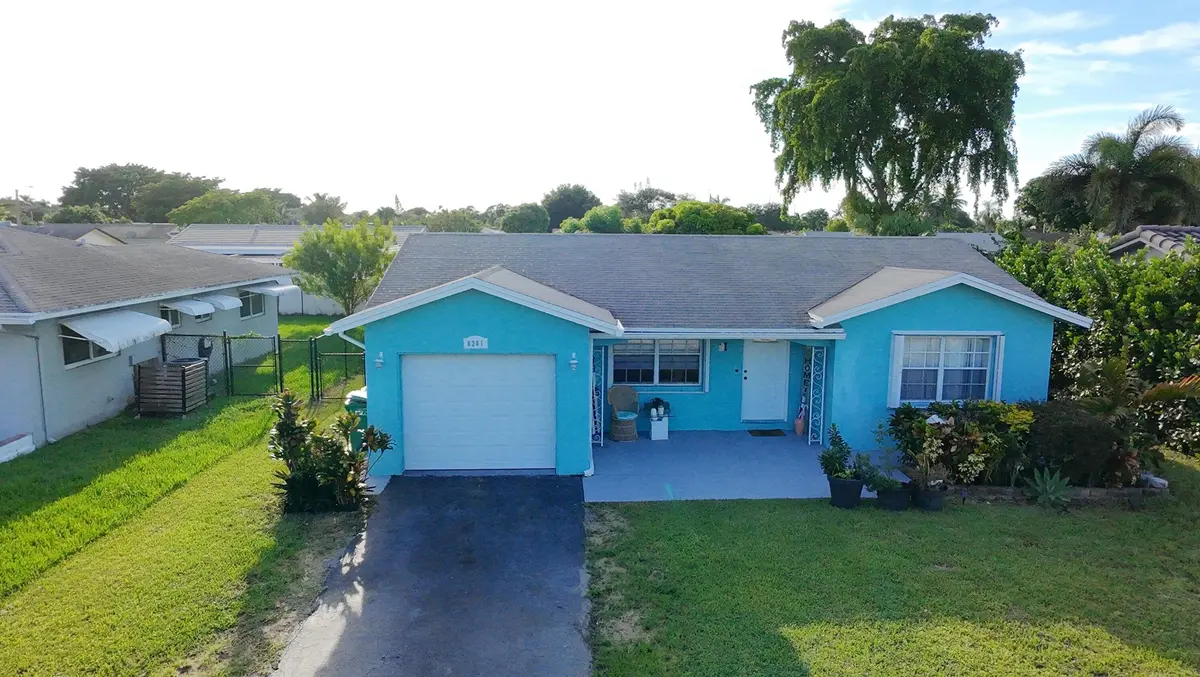 dji_fly_20260927_172658_0657_17905446398 at 8201 NW 103RD Avenue, Tamarac