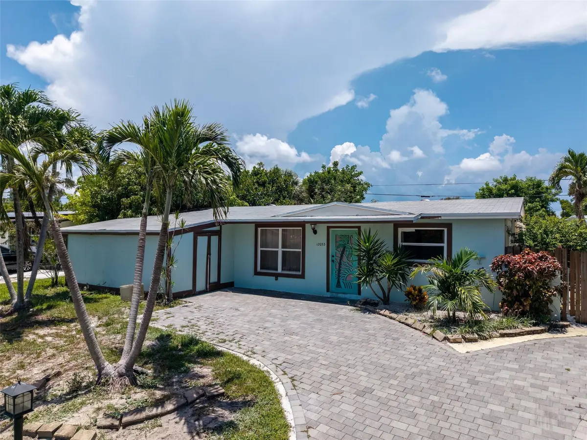 Photo 2 at 12053 Colony Avenue, Palm Beach Gardens