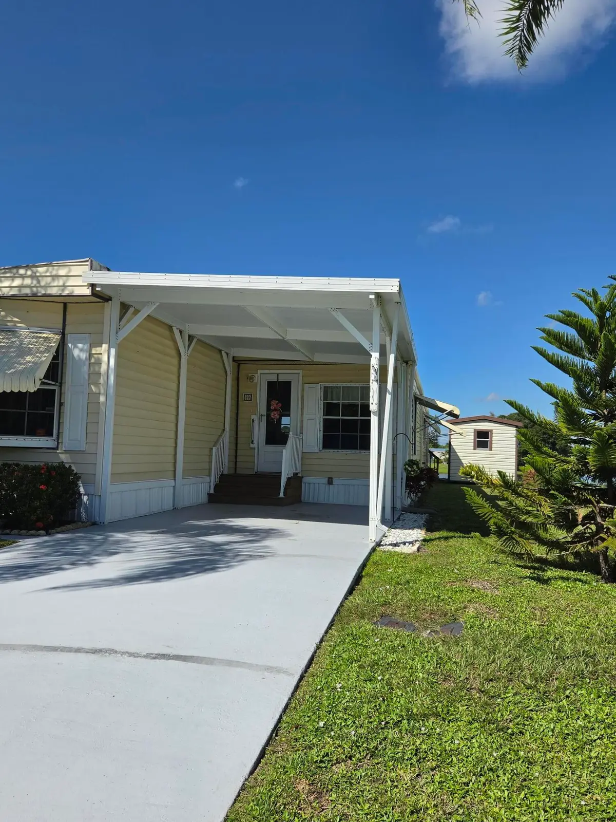 20260926_105840 at 99 W Caribbean, Port St. Lucie