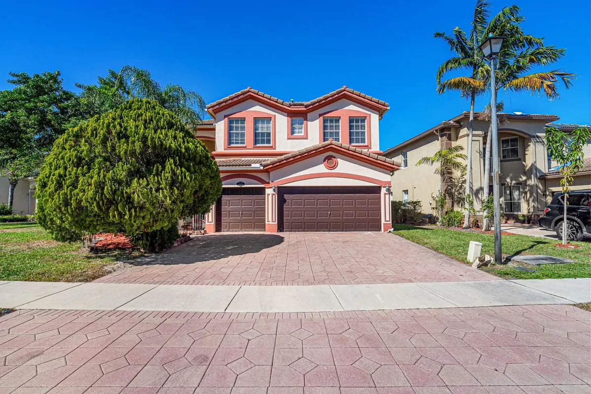 Photo 3 at 10633 OLD HAMMOCK Way, Wellington