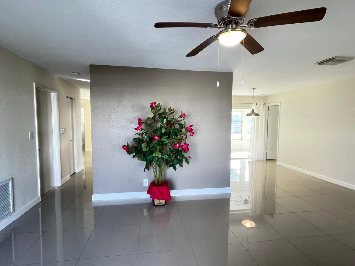 LIVING ROOM at 1304 SW 15TH Street, Boynton Beach