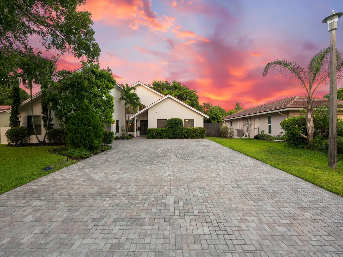 DSC_9201 at 875 NW 83rd Drive, Coral Springs