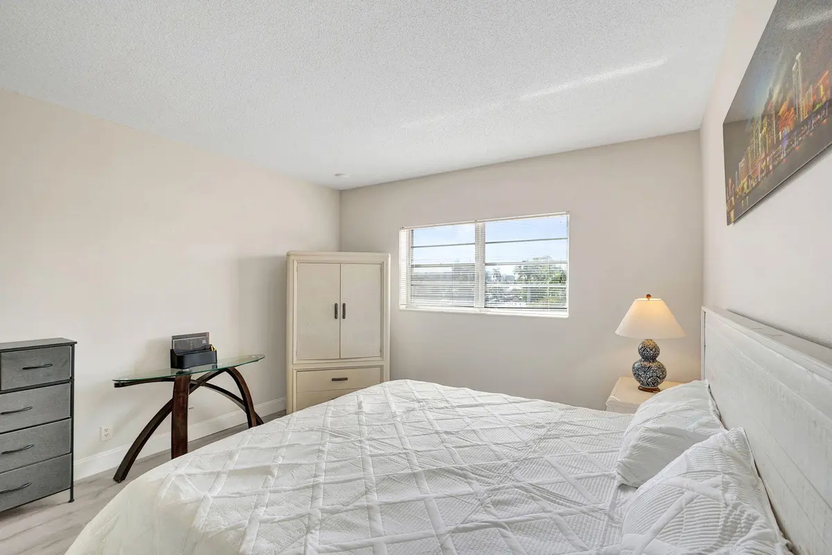 6-web-or-mls-DSC02890 at 1481 S OCEAN Boulevard 316A, Lauderdale-By-The-Sea