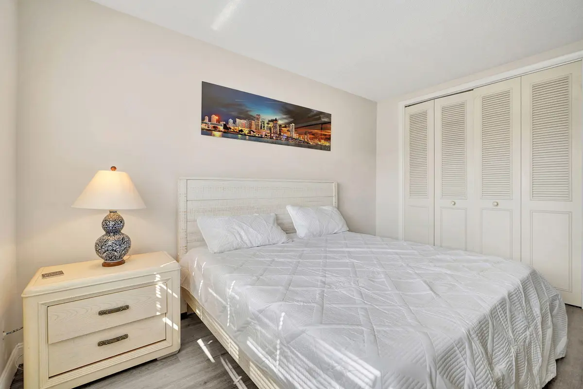 8-web-or-mls-DSC02896 at 1481 S OCEAN Boulevard 316A, Lauderdale-By-The-Sea