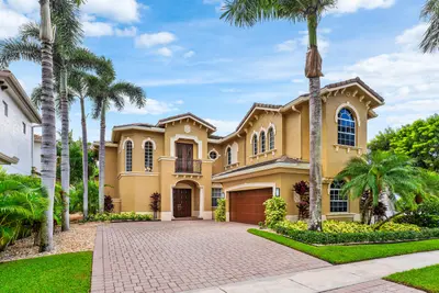 8126 Valhalla Drive, Delray Beach – Single Family Residence for sale