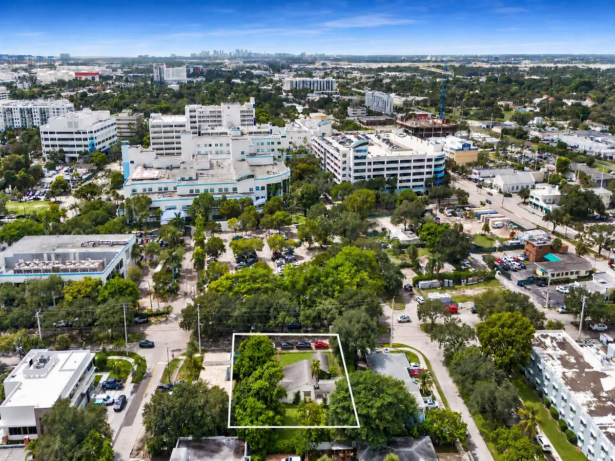 Photoshop Towers Hospital at 111 SE 14TH Street, Fort Lauderdale