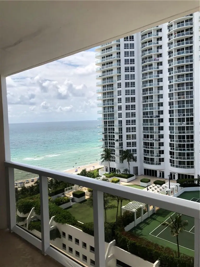 Photo 4 at 6423 COLLINS Avenue 1501, Miami Beach