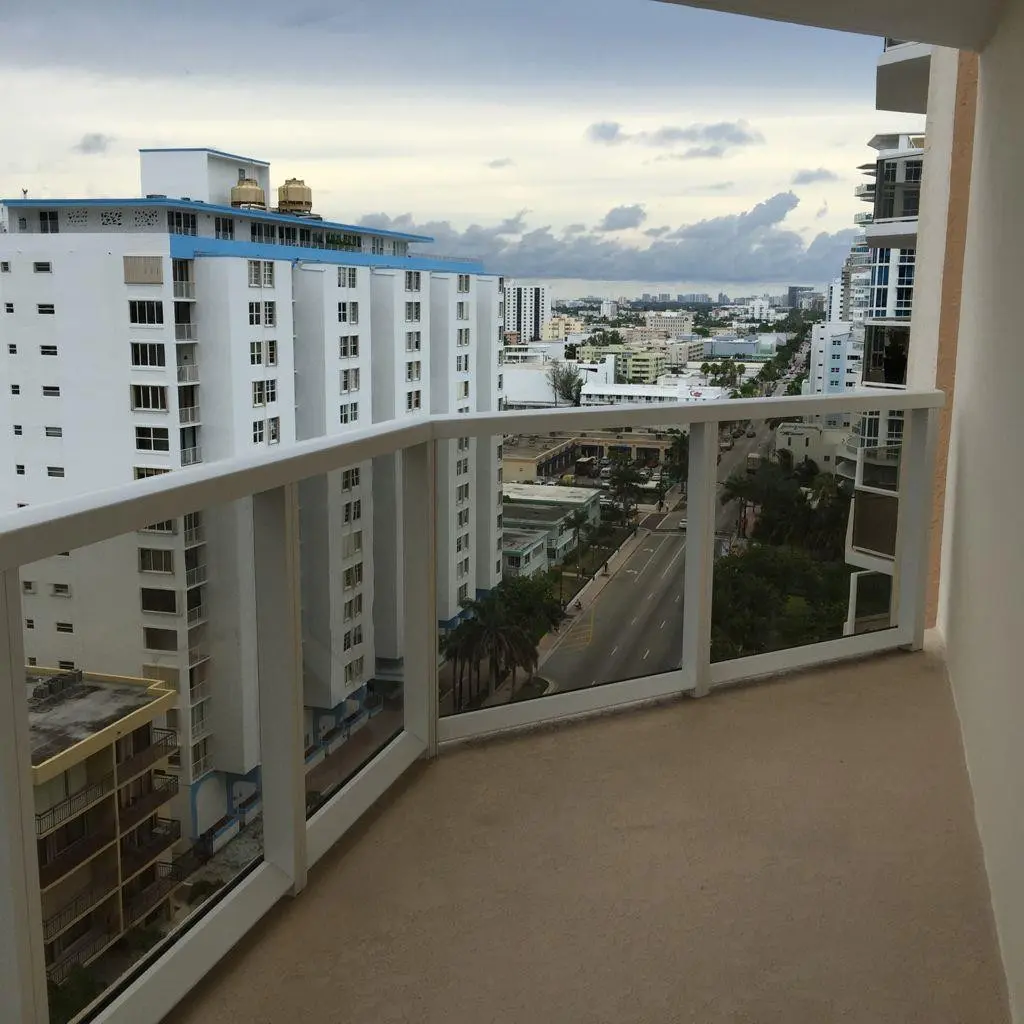 Wraparoung balcony at 6423 COLLINS Avenue 1501, Miami Beach