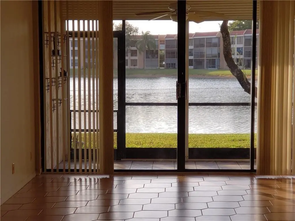 Photo 4 at 6010 CORAL LAKE Drive 110, Margate