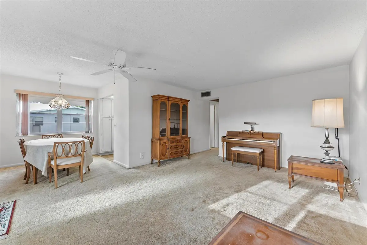 05-5 at 256 MARKHAM L, Deerfield Beach