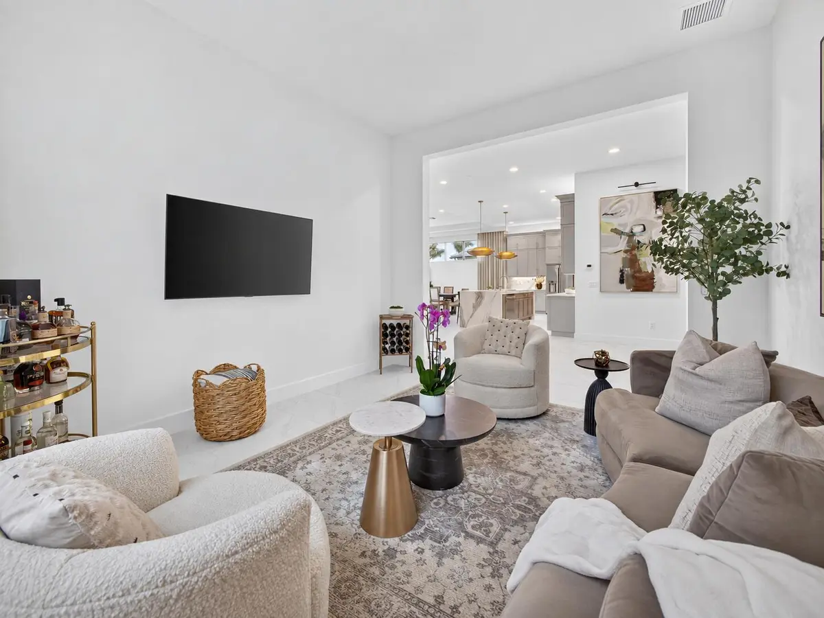 Flex Room at 9582 St. Germain Drive, Palm Beach Gardens