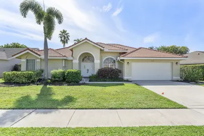 1224 Lake Breeze Drive, Wellington – Single Family Residence for rent