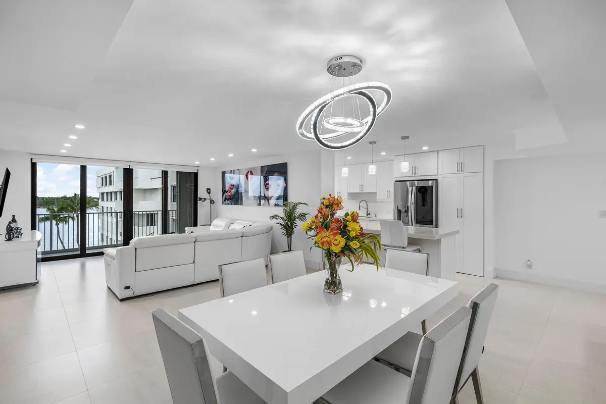014-2860SouthOceanBoulevard-512-PalmBeac at 2860 S Ocean Boulevard Unit 512, Palm Beach