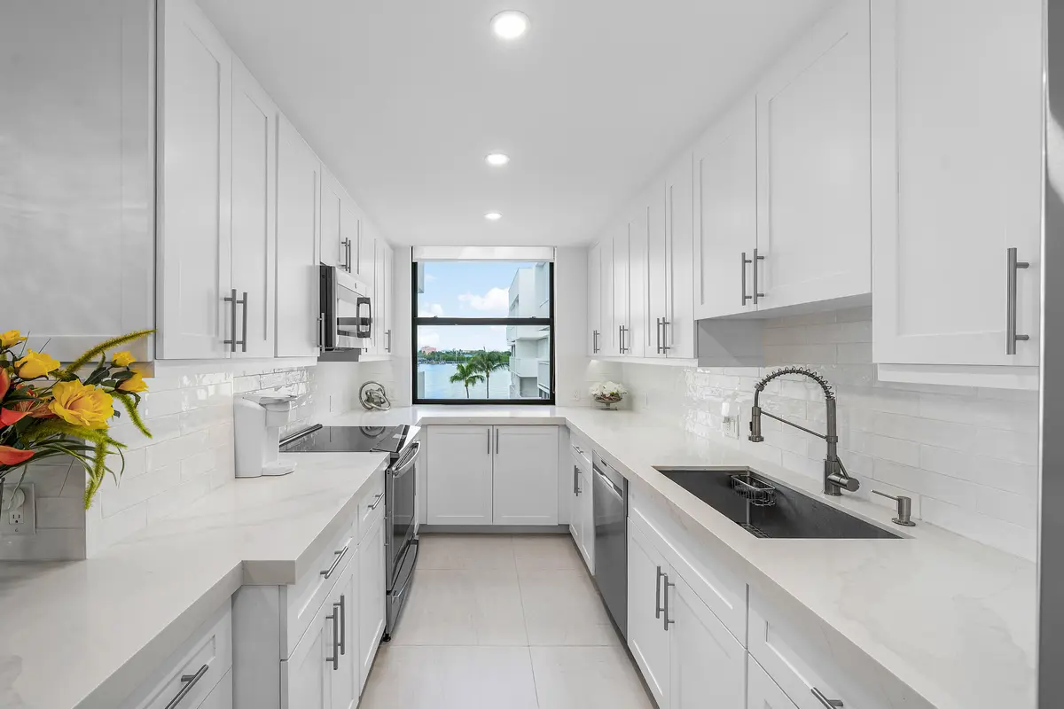 007-2860SouthOceanBoulevard-512-PalmBeac at 2860 S Ocean Boulevard Unit 512, Palm Beach