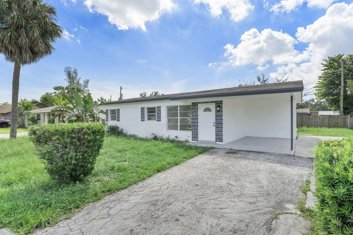 31-web-or-mls-DSC09476 at 324 NW 3rd Street, Deerfield Beach