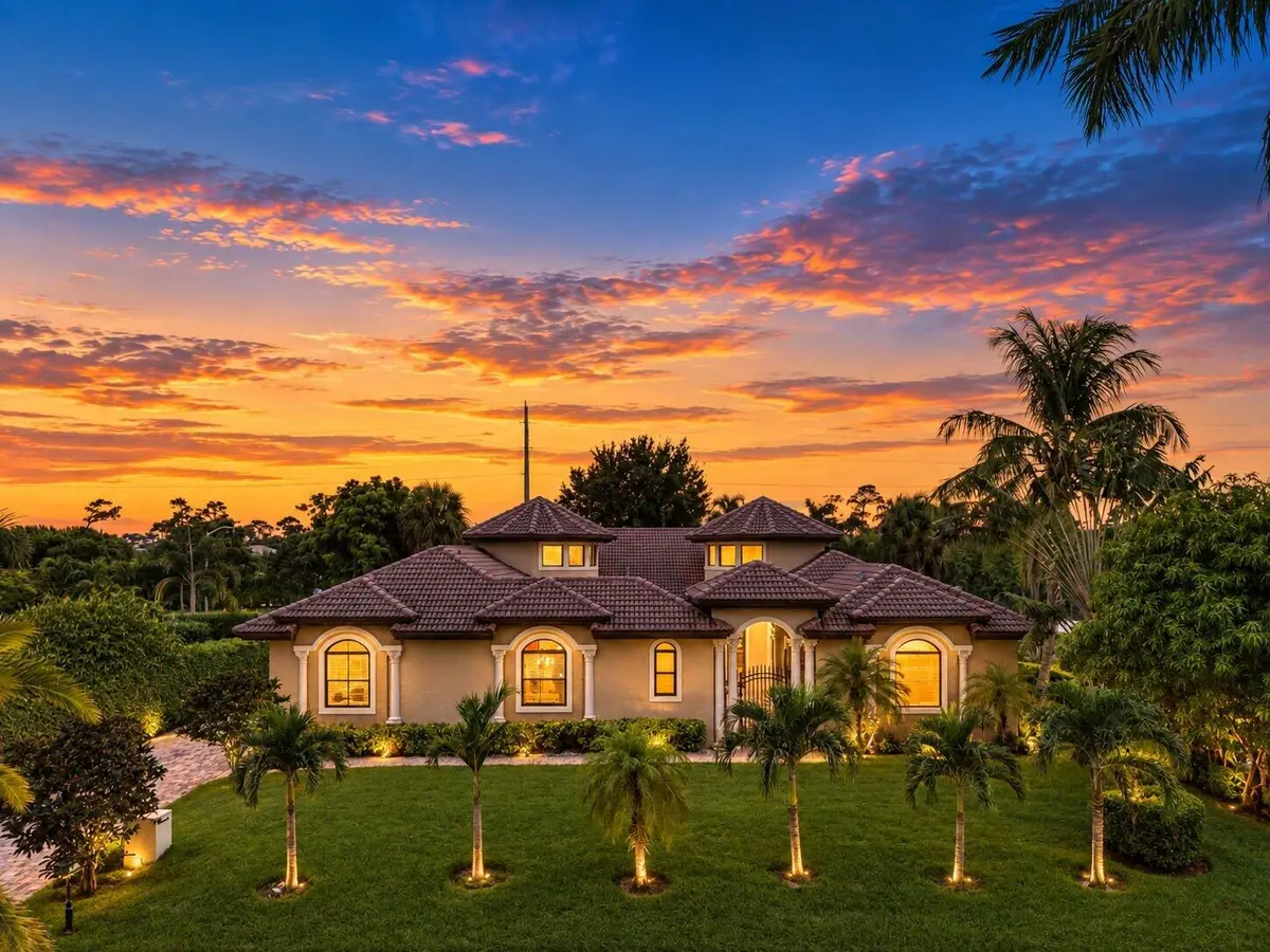 Front Facade at 4190 Gleneagles Drive, Boynton Beach