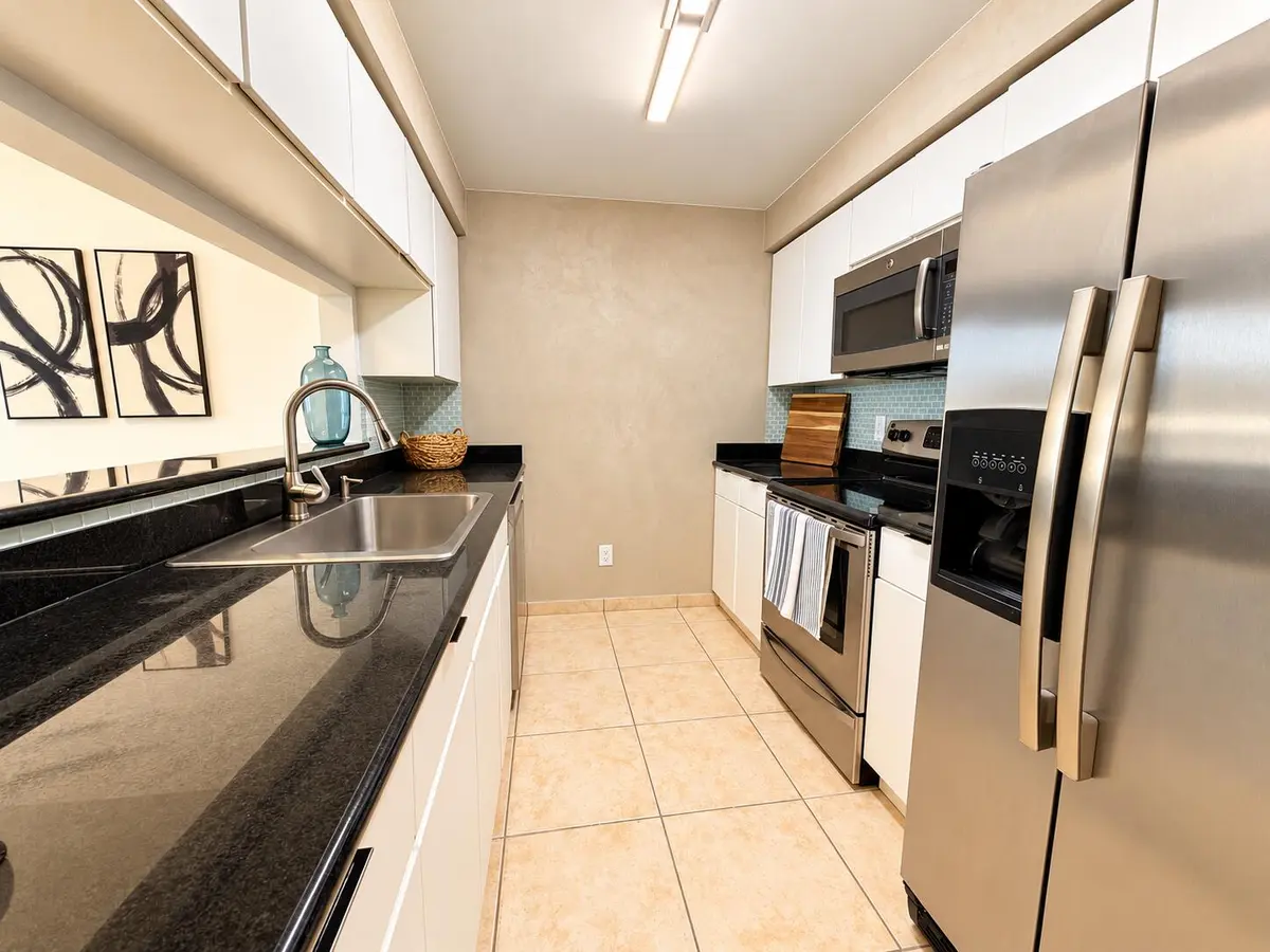 21B36600-47C2-40A1-9EB5-D994935A5D2B at 2475 Brickell Avenue 1705, Miami