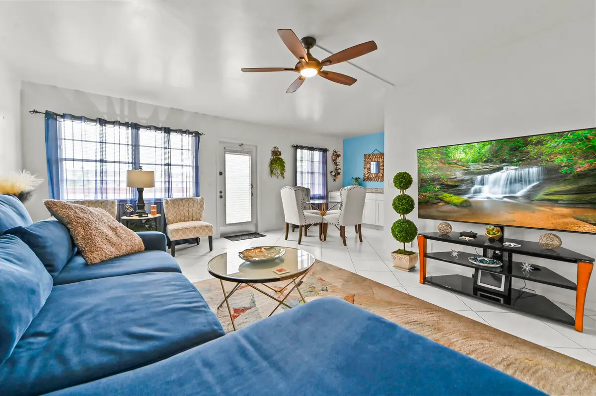 06 Living room 04 at 3026 Cornwall B, Boca Raton
