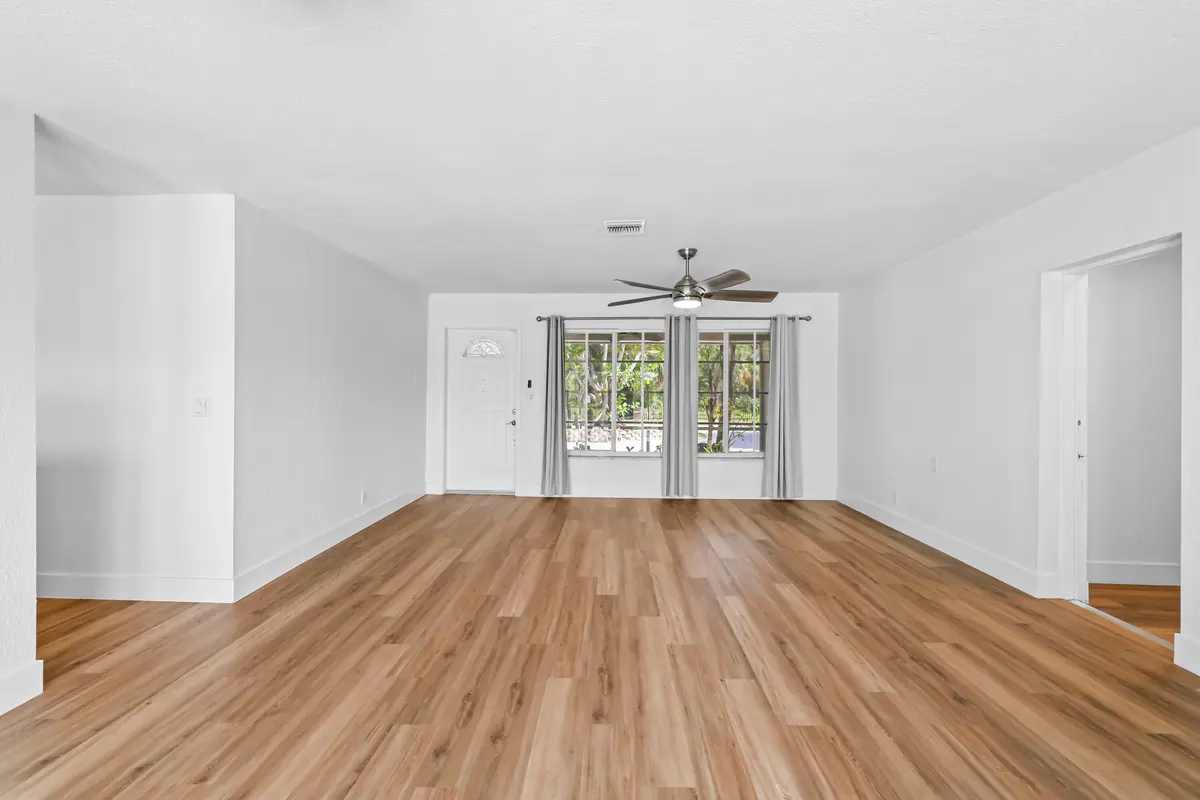2265 NE 24th St - 6 at 2265 NE 24th Street, Lighthouse Point