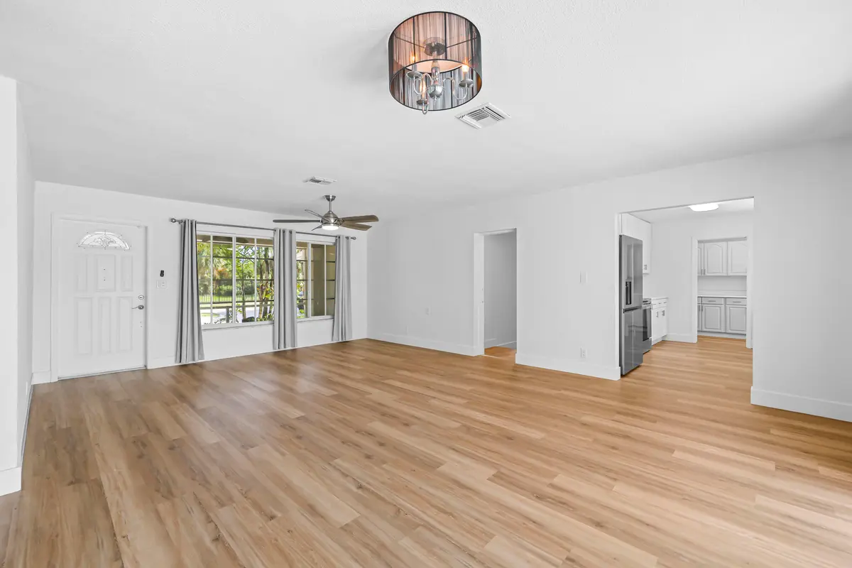 2265 NE 24th St - 8 at 2265 NE 24th Street, Lighthouse Point