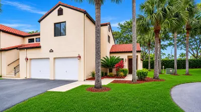 14 VIA DE CASAS SUR 104, Boynton Beach – Townhouse for rent