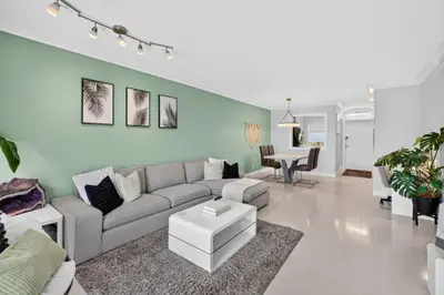 1750 NW 3RD Terrace 303C, Fort Lauderdale – Condominium for sale