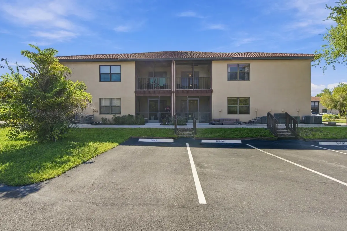 1__dsc2720 at 2446 SE GARDEN Terrace 302, Port St. Lucie