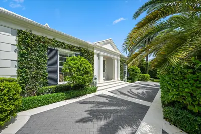 209 SANDPIPER Drive, Palm Beach – Single Family Residence for sale