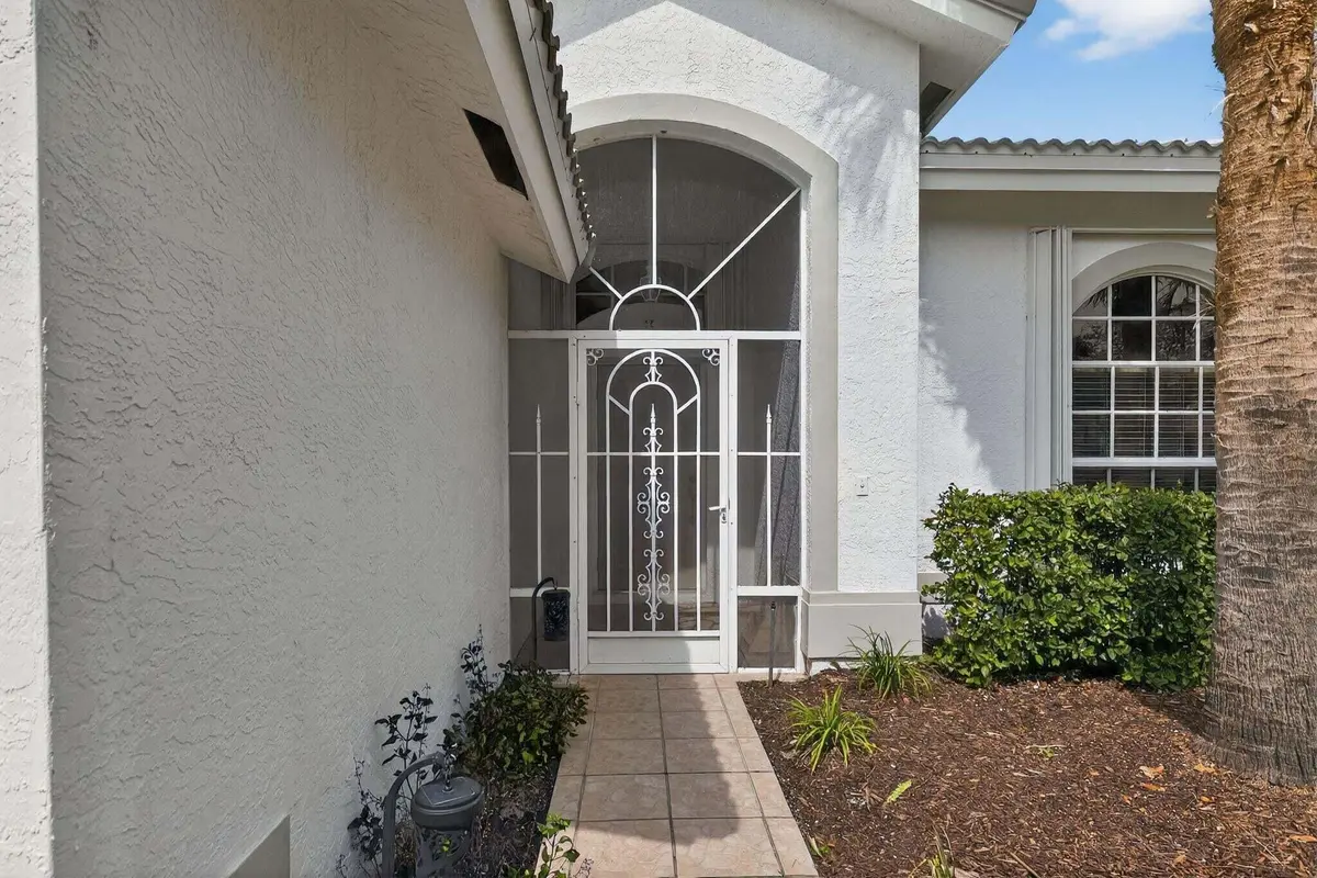 7280 SE Magellan front entrance at 7280 SE MAGELLAN Lane, Stuart