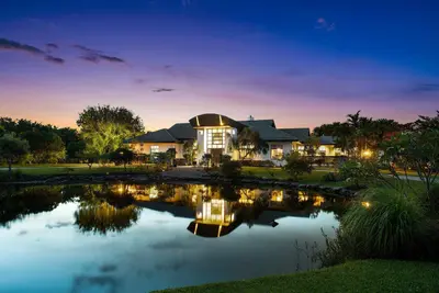 8549 SURREY Lane, Boca Raton – Single Family Residence for sale