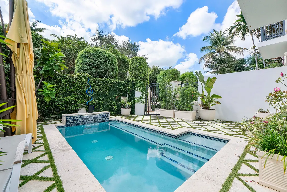 1107 Ne 2nd St_019 at 1107 NE 2ND Street, Fort Lauderdale