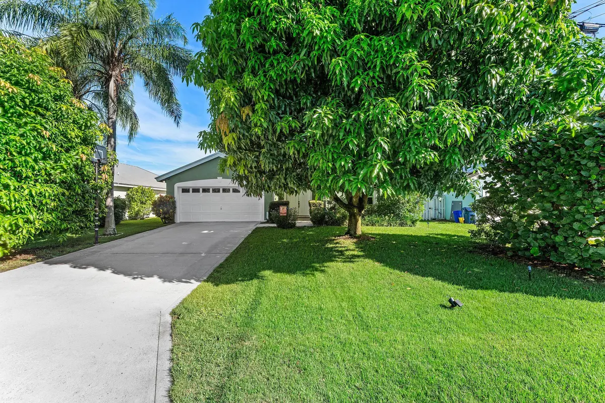 front at 6333 UNGERER Street, Jupiter