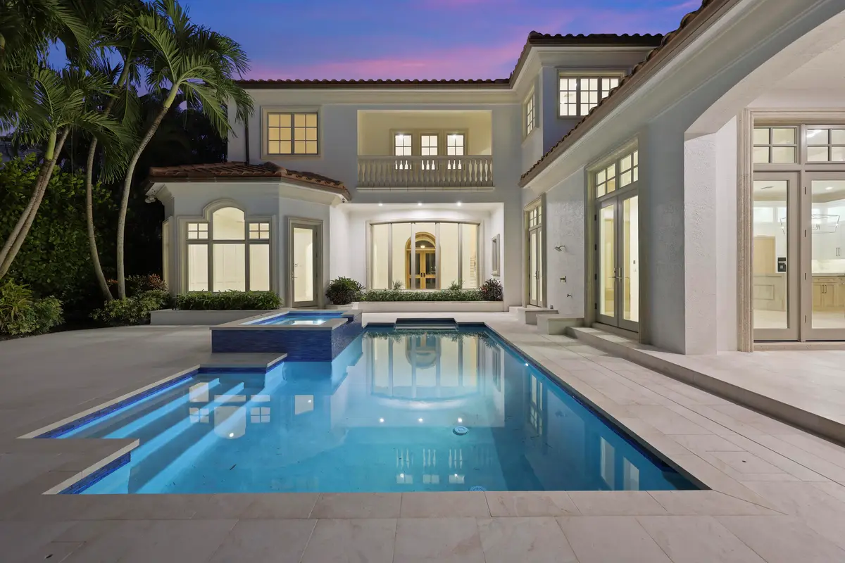 Pool at 753 HARBOUR ISLE Place, North Palm Beach