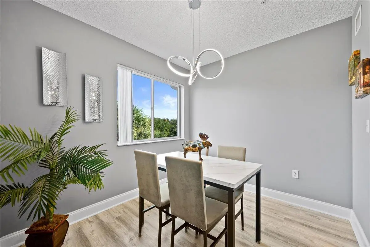 09-LUX_3738 at 254 Village Boulevard 4310, Tequesta