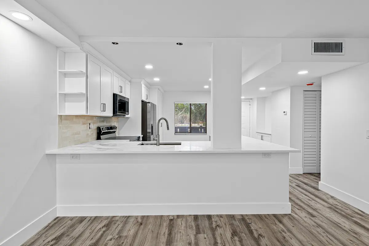 008-6585KensingtonLane-207-DelrayBeach-F at 6585 Kensington Lane Apt 207, Delray Beach